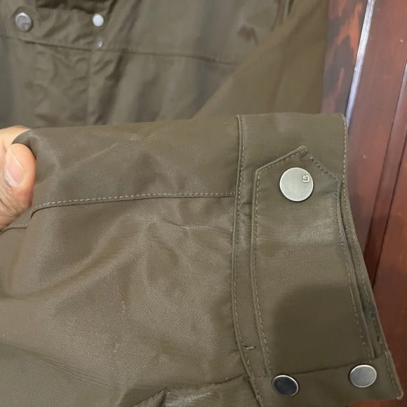 Unisex Burton jacket size large. - Picture 8 of 13